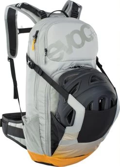 EVOC FR Enduro E-Ride 16 E-Bike Rucksack 15 EVOC FR Enduro E-Ride 16 E-Bike Rucksack -Bike Zubehör evoc fr enduro e ride 16 helm