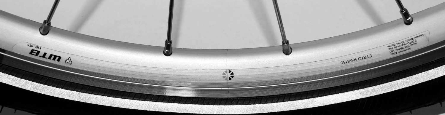 Flyer Elektrofahrrad Felge 20" Kinetix WTB FNL-075 20-Loch Silber Für Faltrad 3 Flyer Elektrofahrrad Felge 20" Kinetix WTB FNL-075 20-Loch Silber Für Faltrad