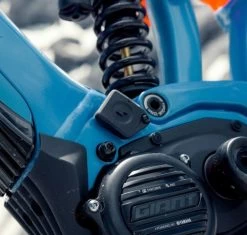 Giant Charging Contact Cover Downtube 5 Giant Charging Contact Cover Downtube -Bike Zubehör giant charging contact cover intube action