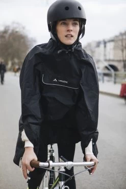 Vaude Valdipino Regen-Poncho -Bike Zubehör vaude valdipino regen poncho schwarz action